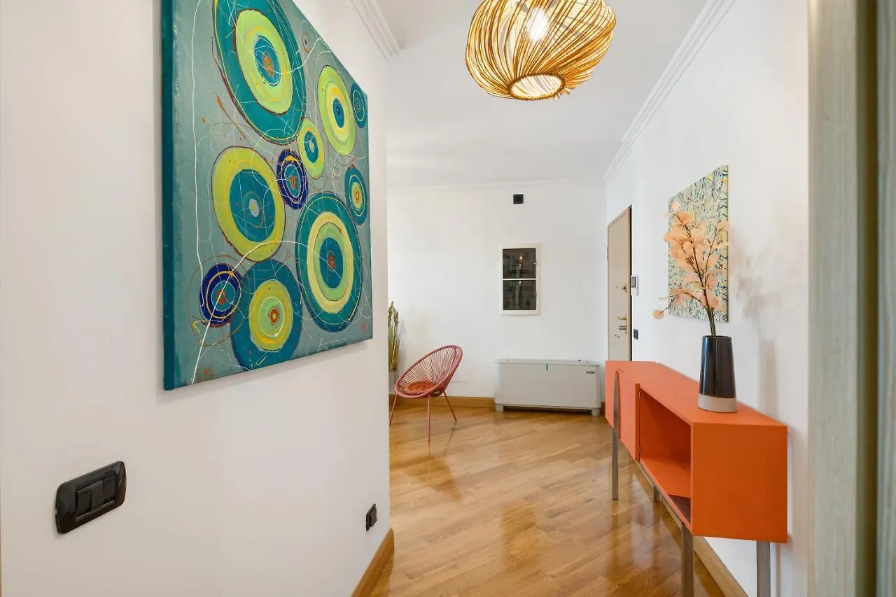 Amsterdam Suite Design + Posto Auto Rome 0*,